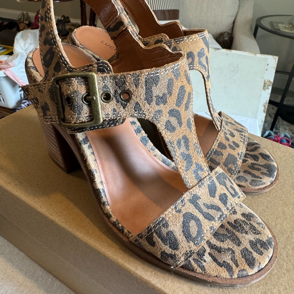 Lucky Brand Leopard Print Vidnay T-Strap Block-Heel Sandals